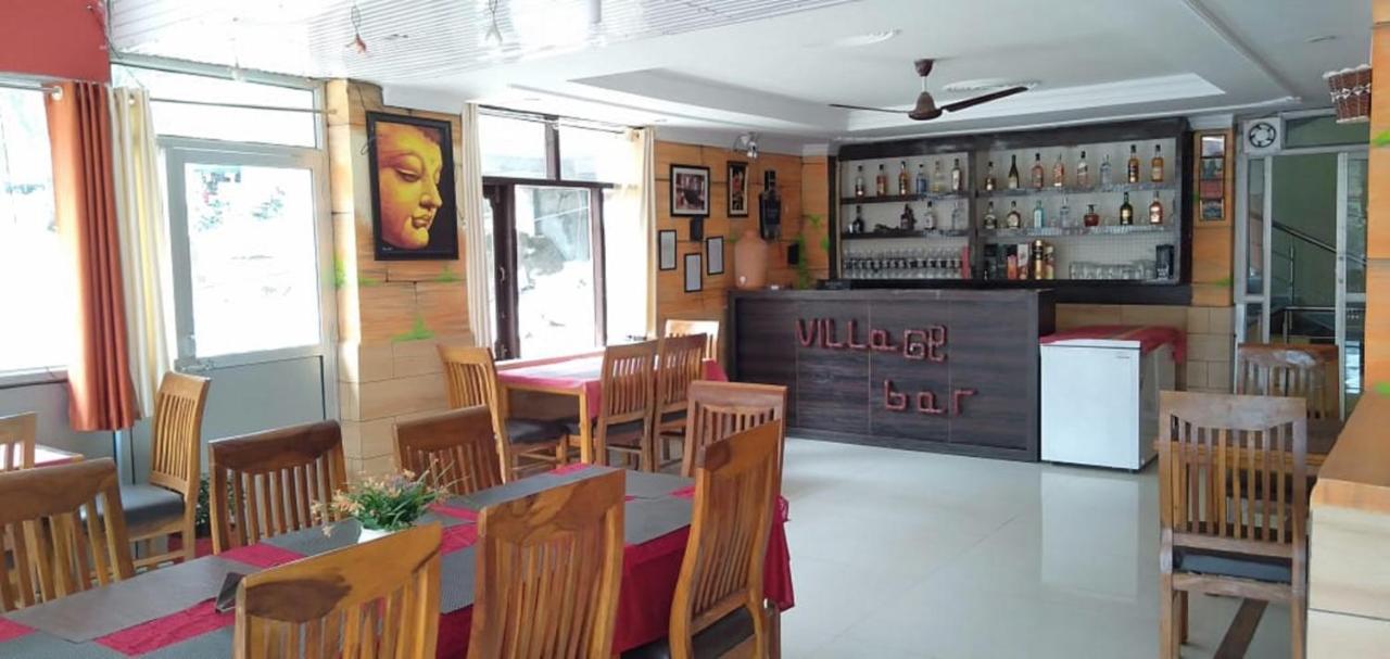 Hotel Om Palace McLeod Ganj Εξωτερικό φωτογραφία
