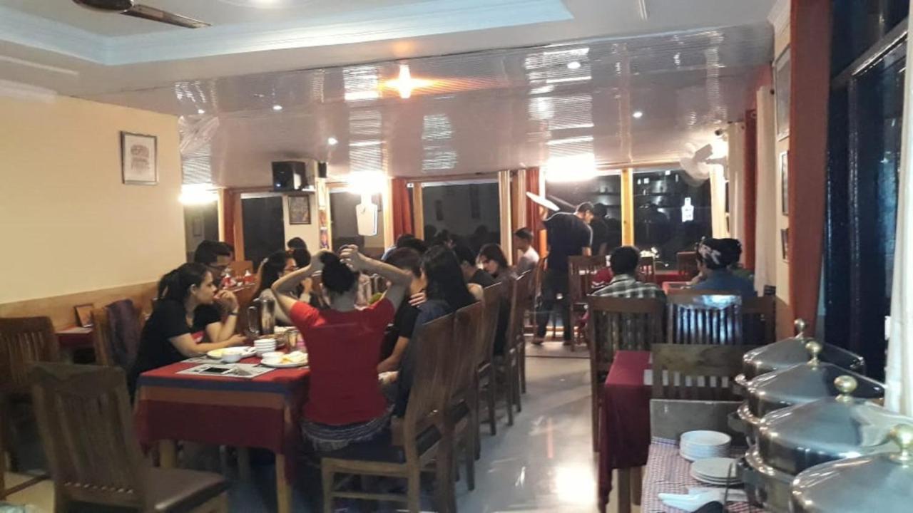 Hotel Om Palace McLeod Ganj Εξωτερικό φωτογραφία