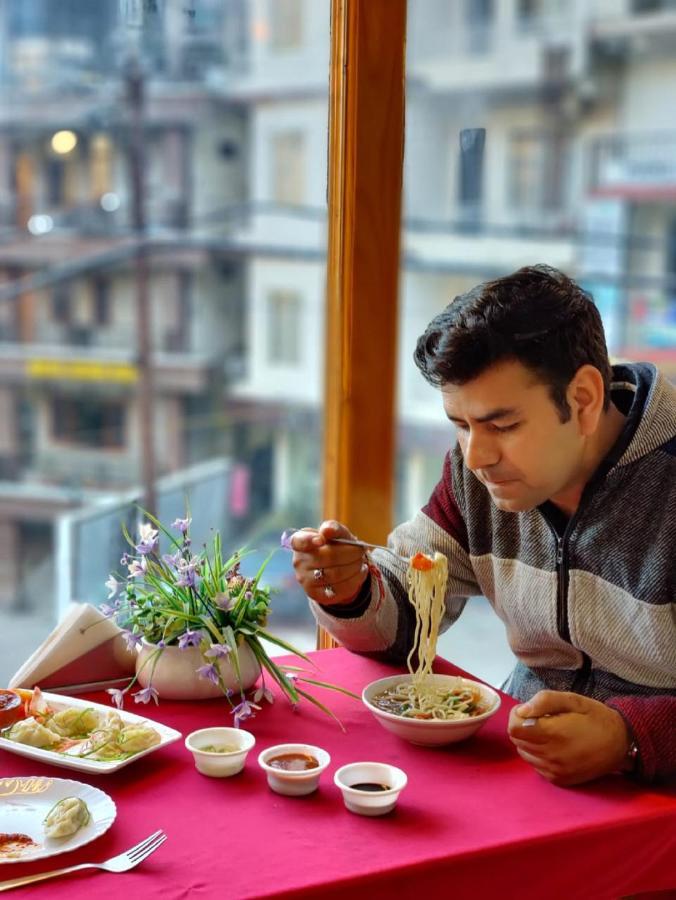 Hotel Om Palace McLeod Ganj Εξωτερικό φωτογραφία