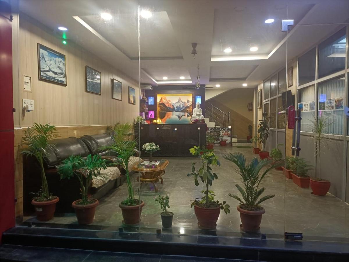 Hotel Om Palace McLeod Ganj Εξωτερικό φωτογραφία